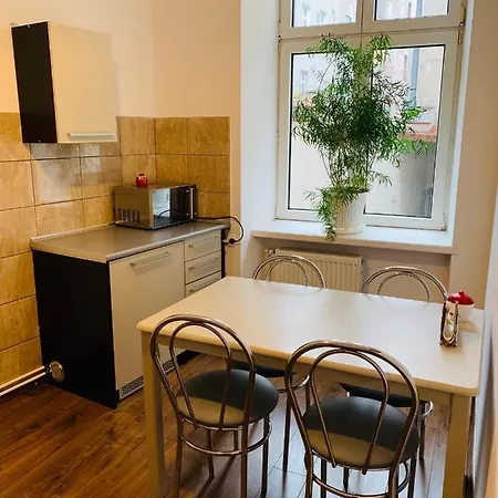 Apartment 400m To Main Square